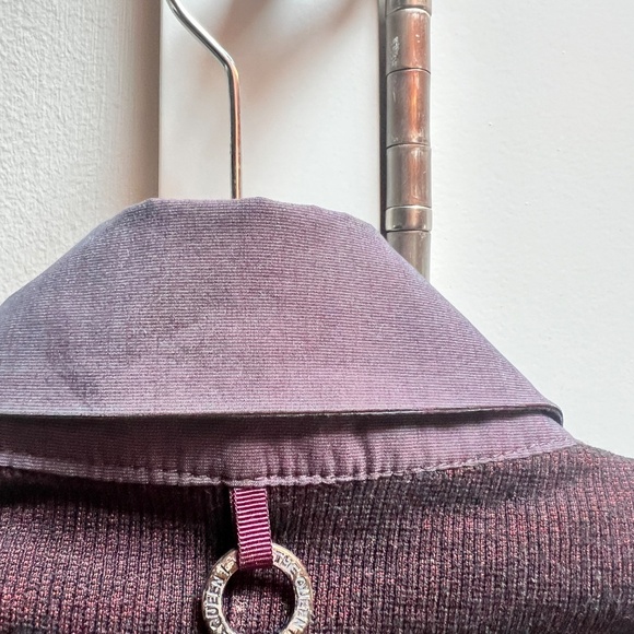 Save The Queen Size Medium - Picture 6 of 11